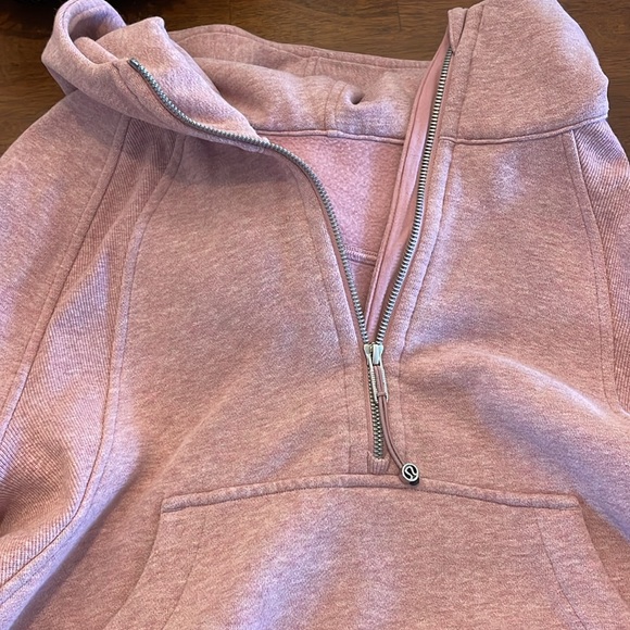 Lululemon Scuba Oversized Half-Zip Hoodie
Heathered Pink Taupe - Picture 3 of 5